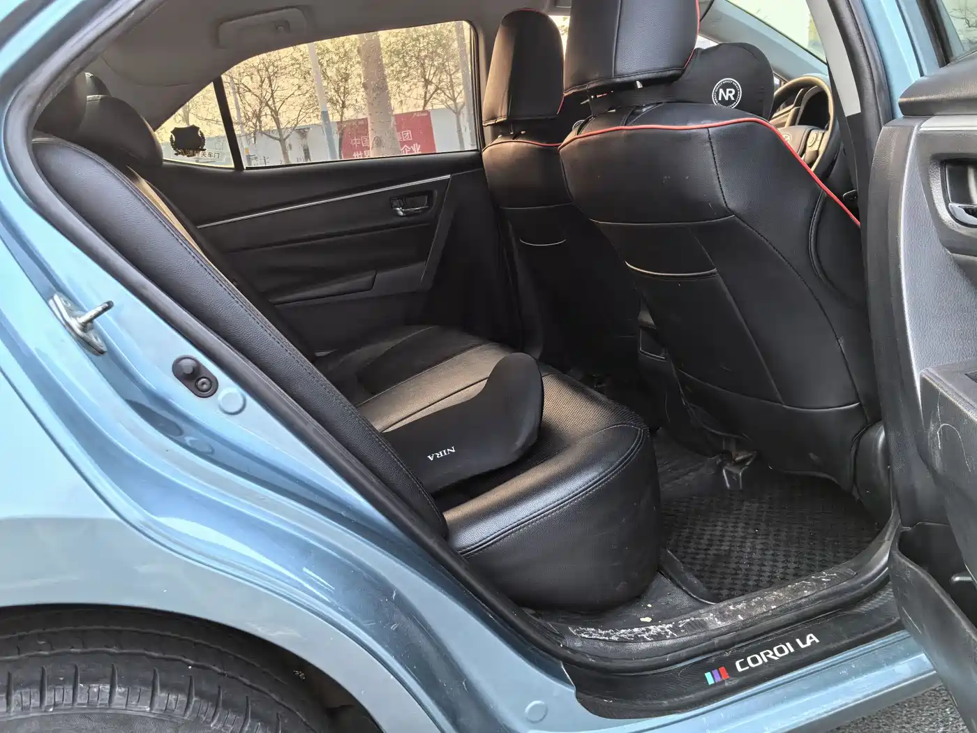 Toyota Corolla 2017 Facelift Hybrid 1.8L E-CVT Leading Edition фото 12