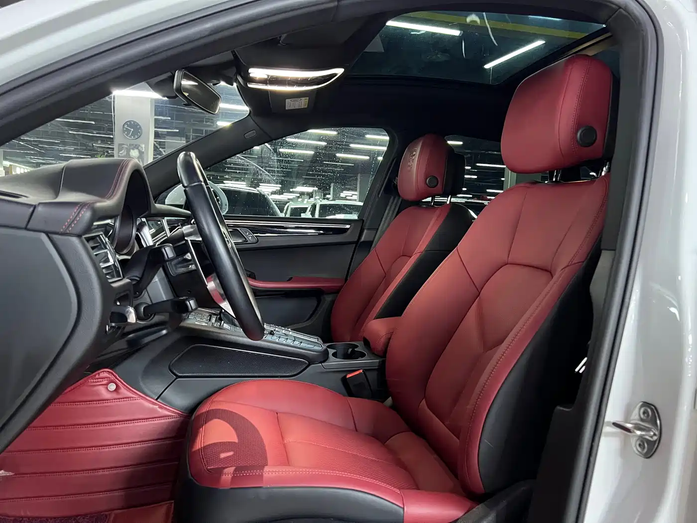 Porsche Macan 2021 Macan 2.0T фото 4