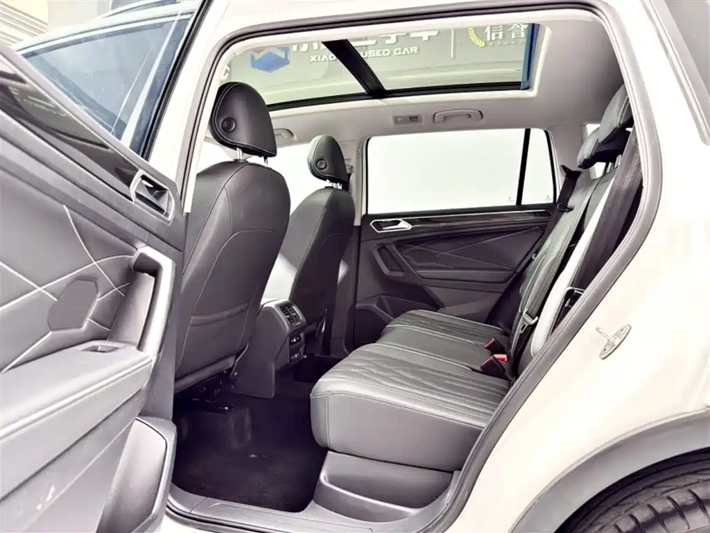 Volkswagen Tiguan L 2022 330TSI Automatic 2WD Smart Edition фото 21