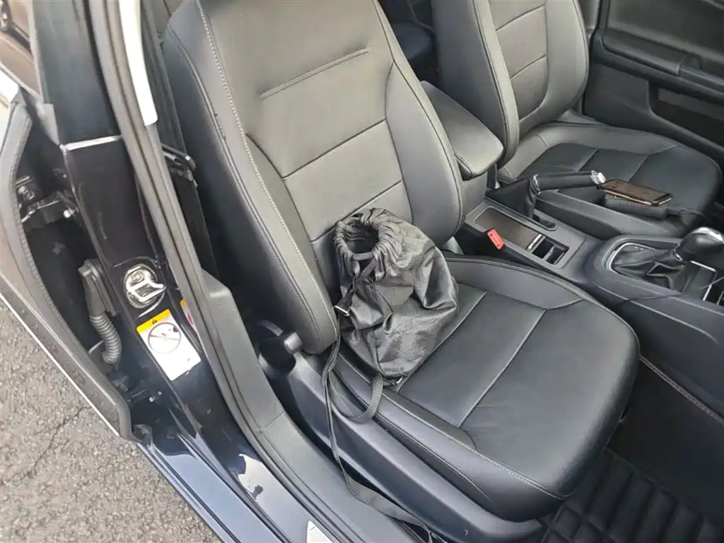 Volkswagen Sagitar 2015 1.6L Automatic Comfort фото 25