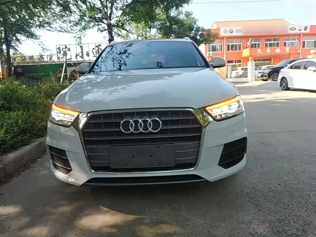 Audi Q3 2018 30th Anniversary Edition 35 TFSI Fashion фото 3