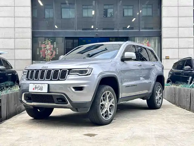 Jeep Grand Cherokee (Import) 2020 3.0L Elite Navigation Edition