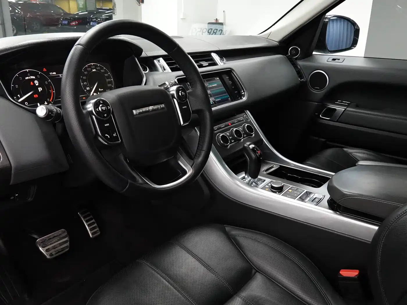 Land Rover Range Rover Sport 2015 3.0 SC V6 HSE DYNAMIC фото 10