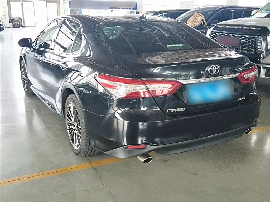 Toyota Camry 2021 2.0G Luxury Edition фото 5