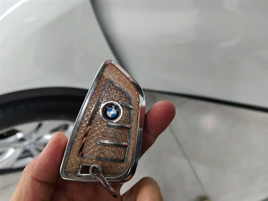 BMW X1 2016 sDrive18Li Premium Model фото 9