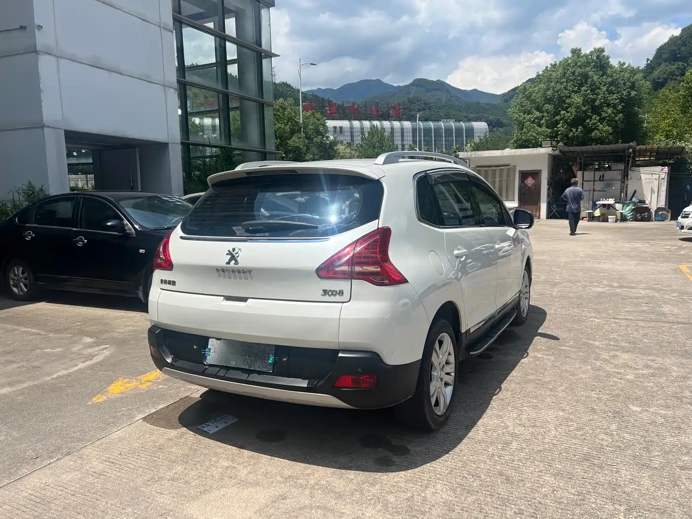 Peugeot 3008 2013 2.0L Automatic Trend Edition фото 10