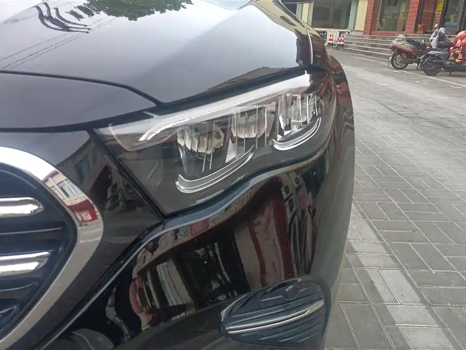 Mercedes-Benz E-Class 2024 E 300 L Fashion фото 5
