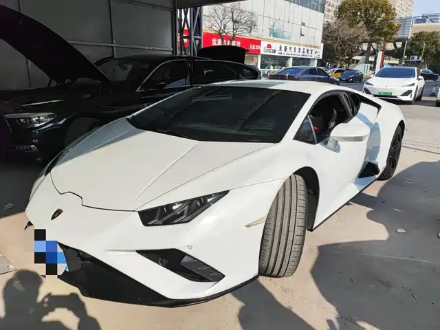 Lamborghini Huracán Huracán EVO RWD