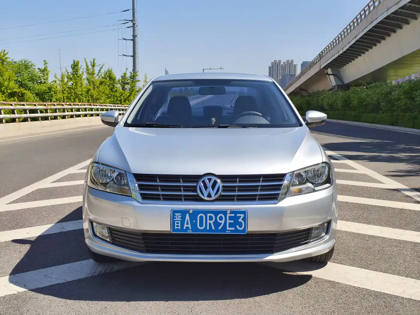 Volkswagen Lavida 2013 1.4TSI DSG Comfort Edition фото 2