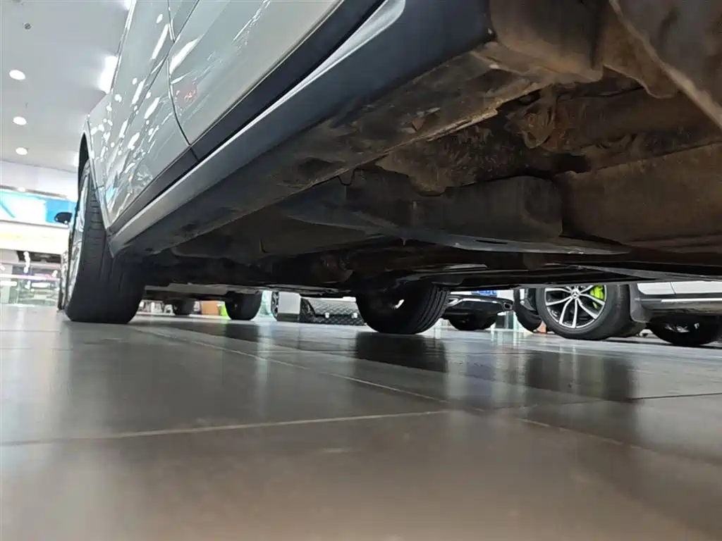 Land Rover Range Rover Evoque 2015 2.0T 5-Door Dynamic Edition фото 22