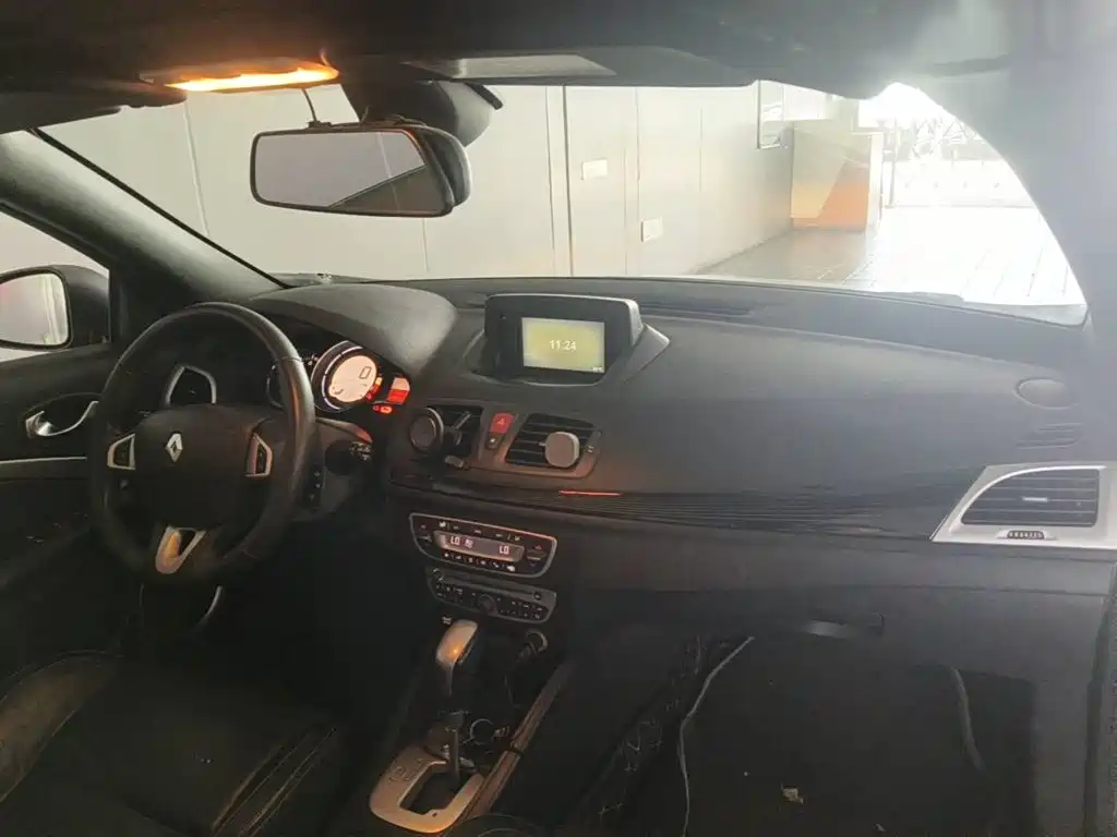 Renault Megane 2013 2011 CC 2.0 Fashion Navigation