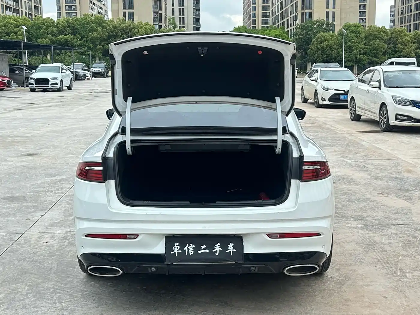 Geely Preface 2021 2021 2.0TD Luxury
