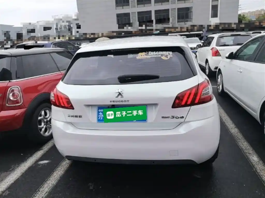 Peugeot 308S 2015 1.2T Auto Dynamic Edition фото 4