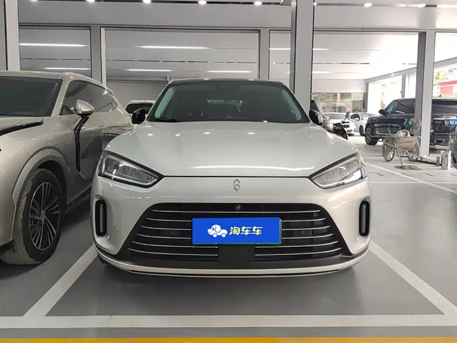AITO Wenjie AITO M5 2022 Extended Range AWD Flagship фото 2