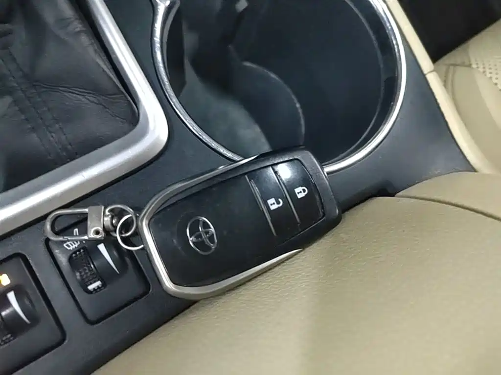 Toyota Highlander 2017 2.0T 4WD Premium 7-Seater фото 9