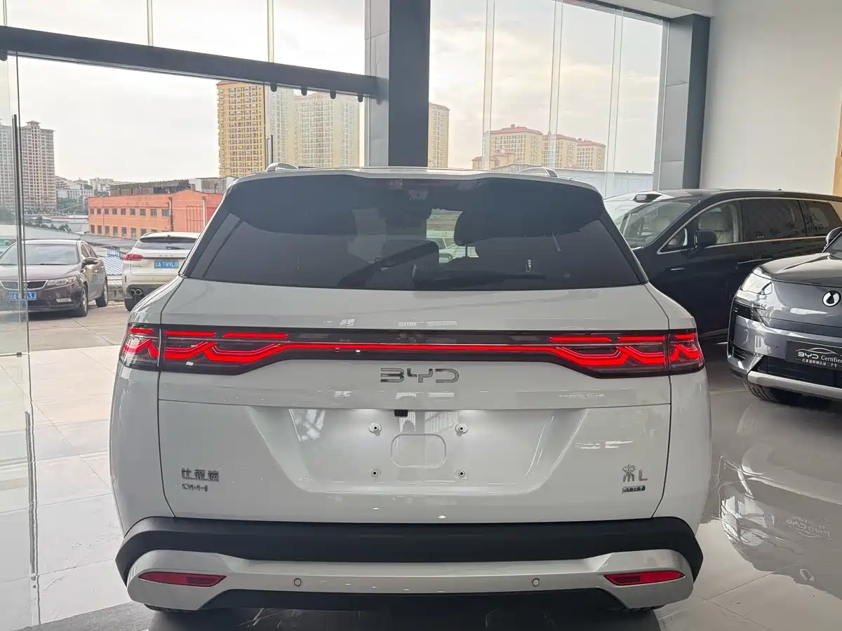 2026 BYD Song L DM-i