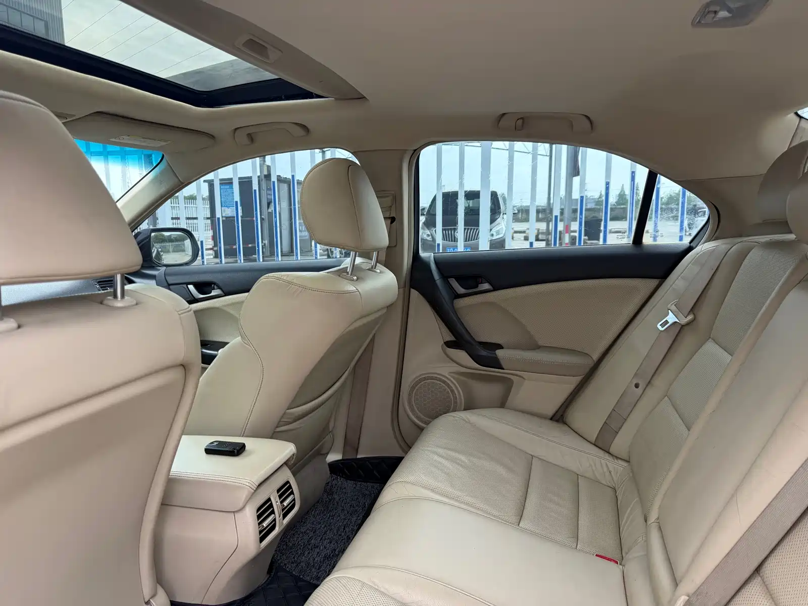 Фото 9 - Honda Spirior
