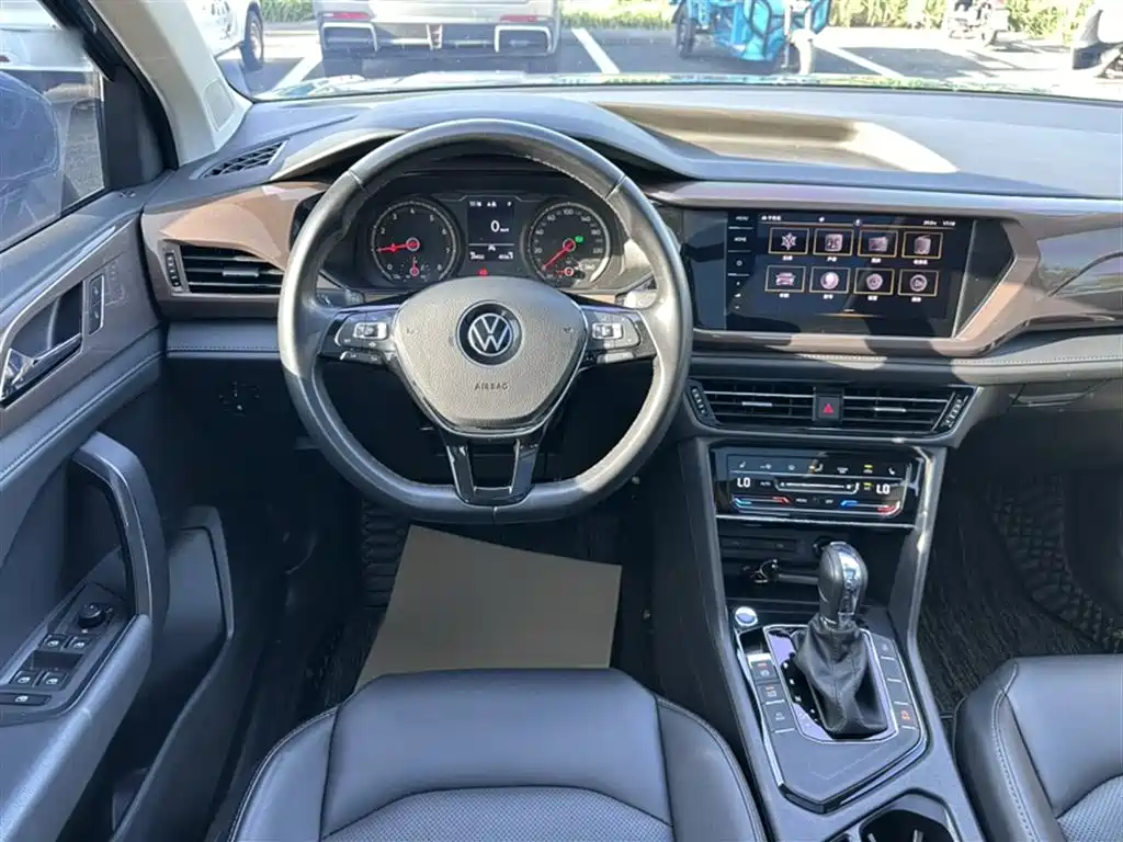 Volkswagen Tharu 2021 280TSI 2WD Luxury Plus фото 14