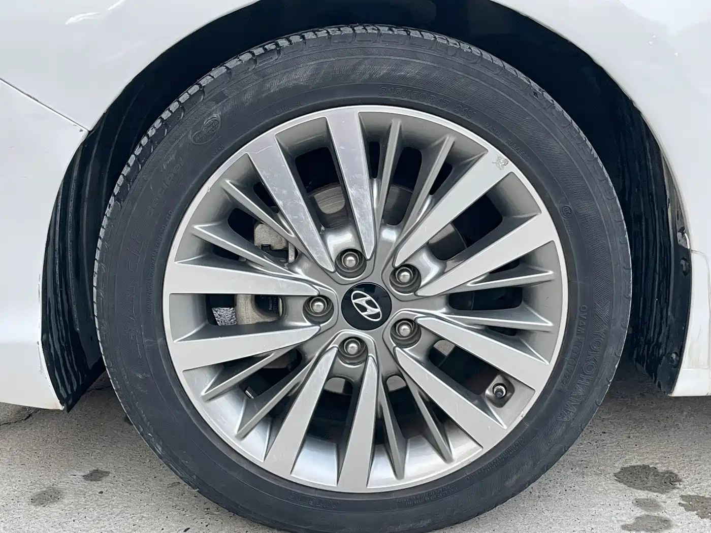 HYUNDAI NAME PICTURE