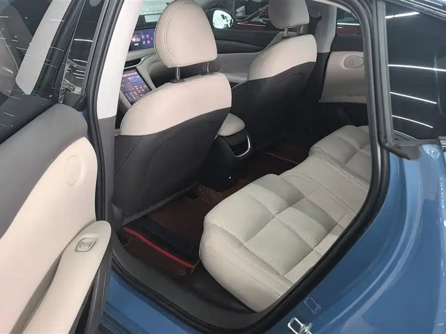 ZHIJI AUTOMOBILE ZHIJI L6