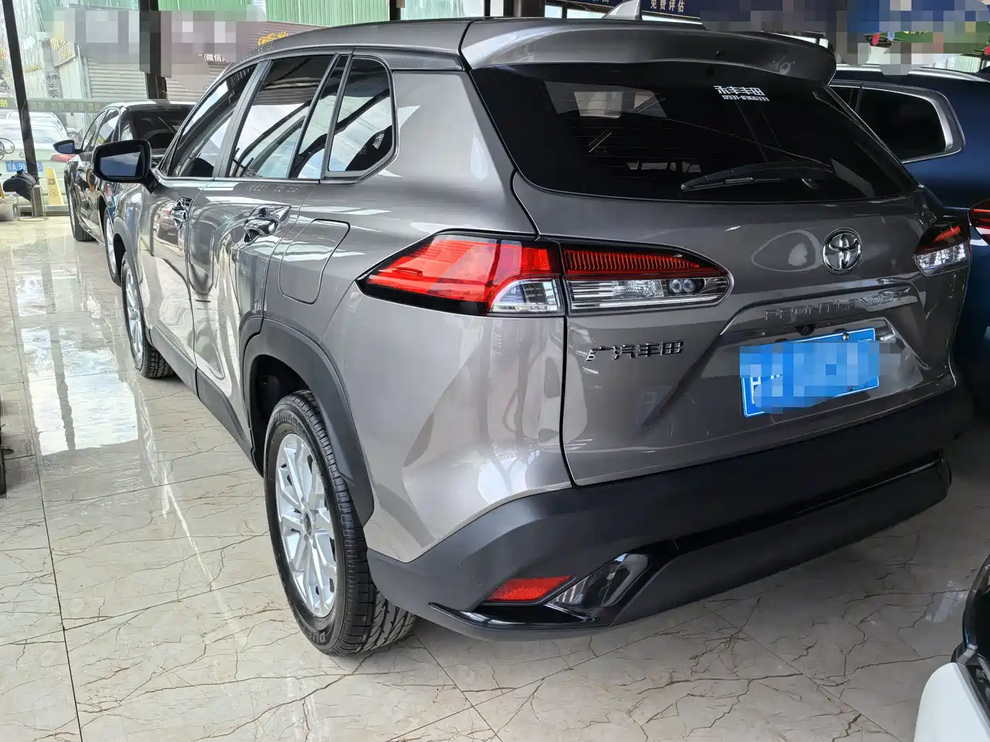 Toyota Frontlander 2024 2.0L CVT Elite Edition фото 4