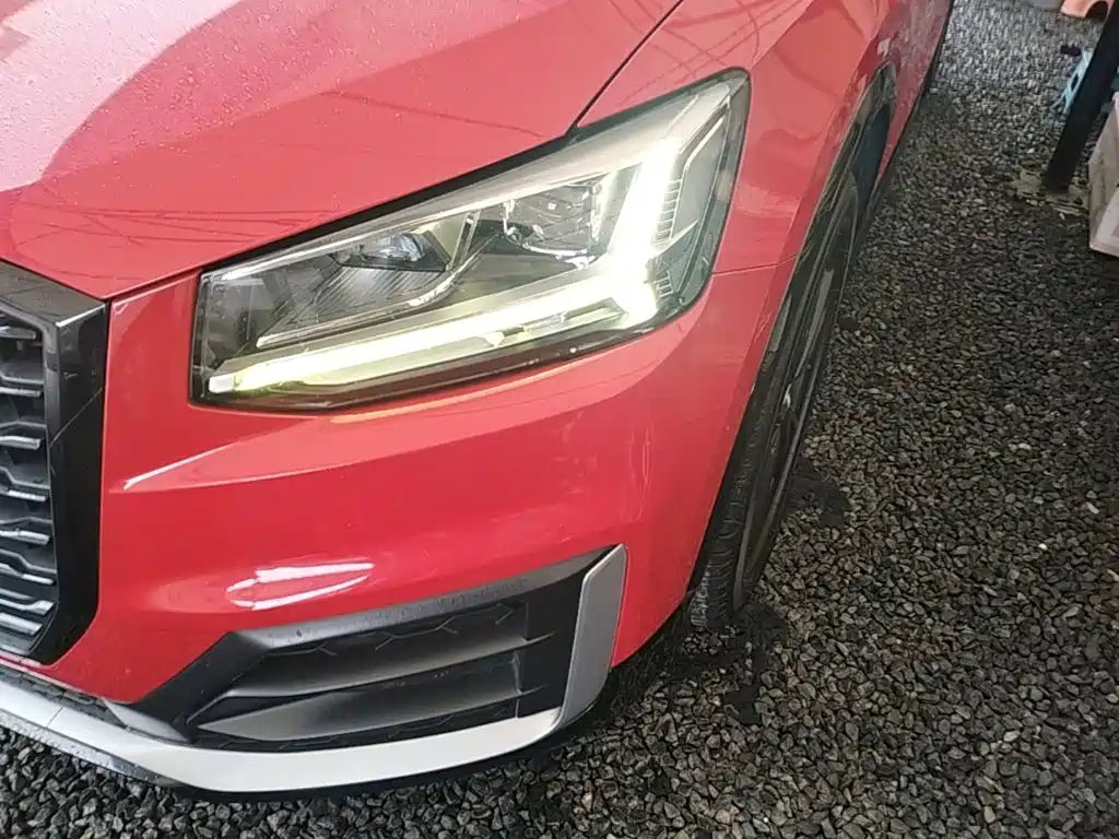 Фото 24 - Audi Q2L