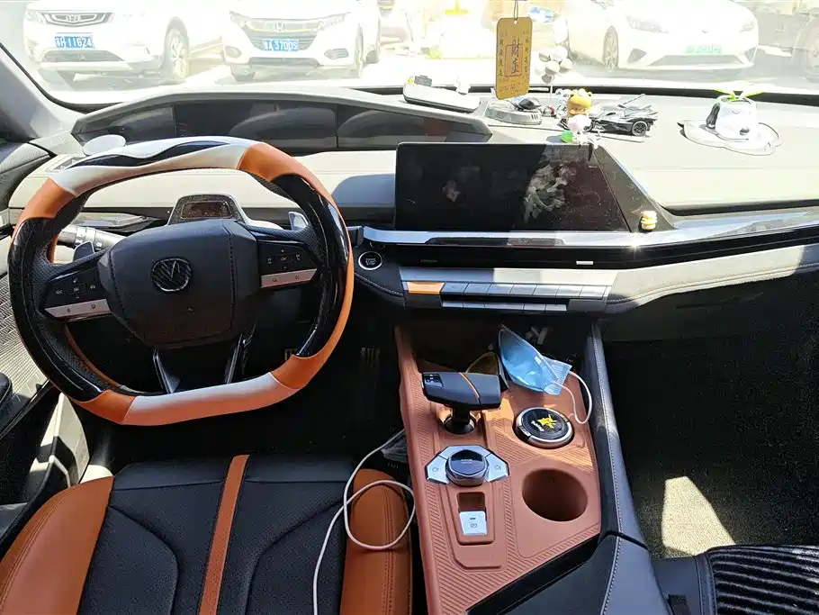 CHANGAN UNI-V