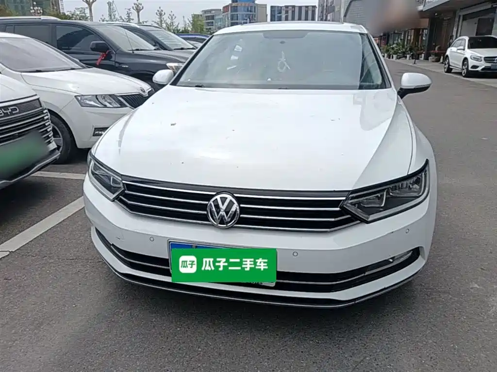 Volkswagen Magotan 2018 330TSI DSG Leading фото 3