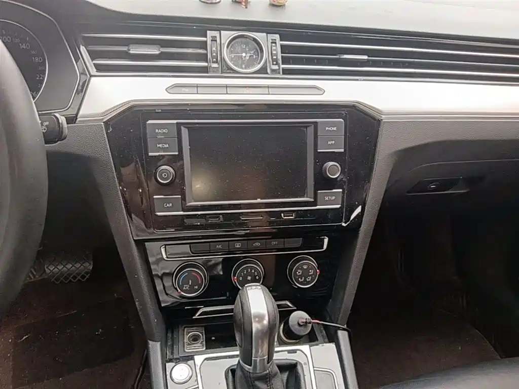 Volkswagen Magotan 2018 330TSI DSG Leading фото 13