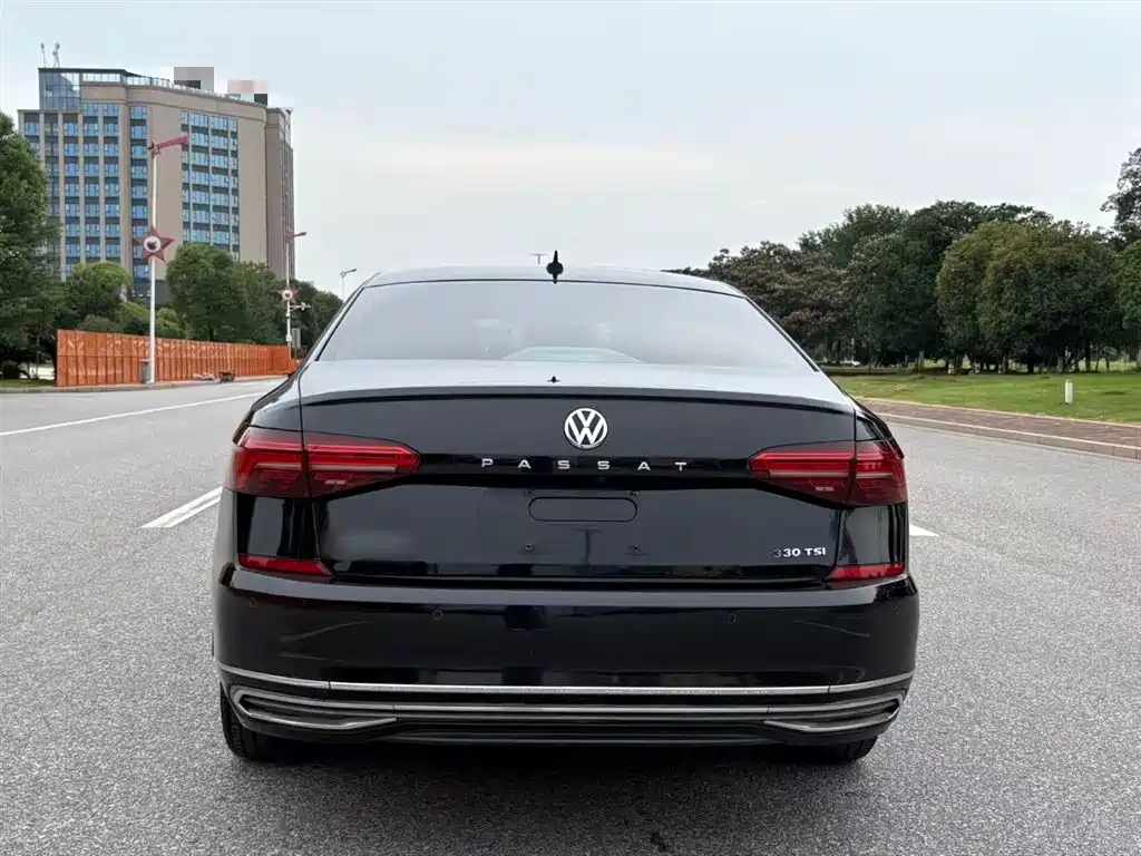 Volkswagen Passat 2019 330TSI Elite Version China VI фото 6