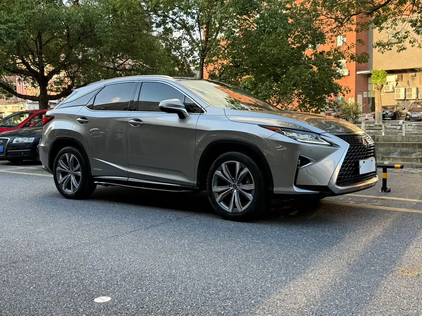 Lexus RX 2016 450h 4WD Luxury Edition фото 20