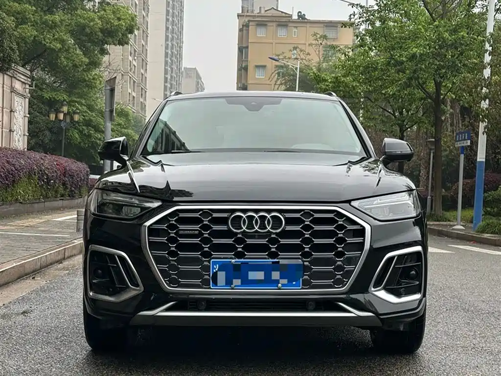 Audi Q5L 2022 40T Luxury Dynamic фото 7