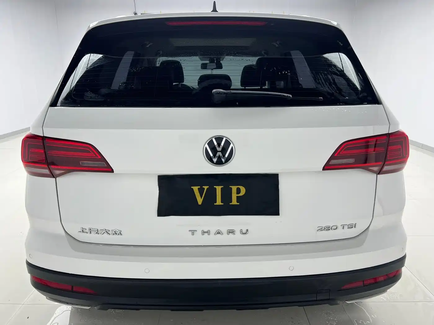 Volkswagen Tharu 2022 280TSI FWD Luxury Edition фото 3