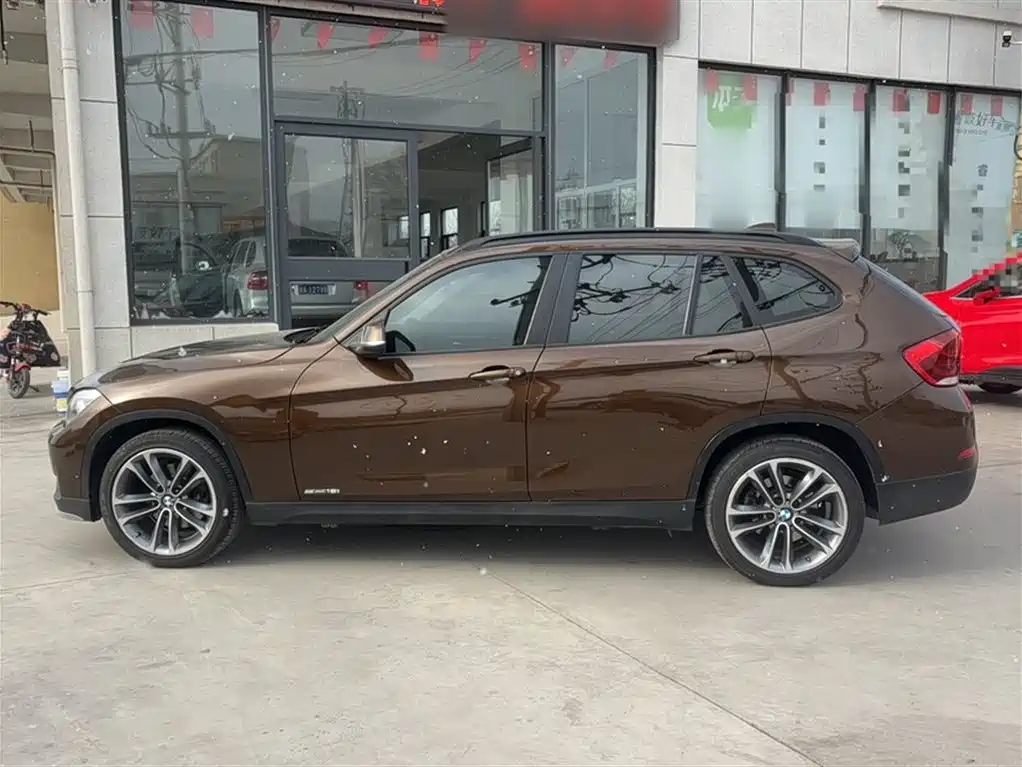BMW X1 2015 Model sDrive18i Leading Advanced Edition фото 12