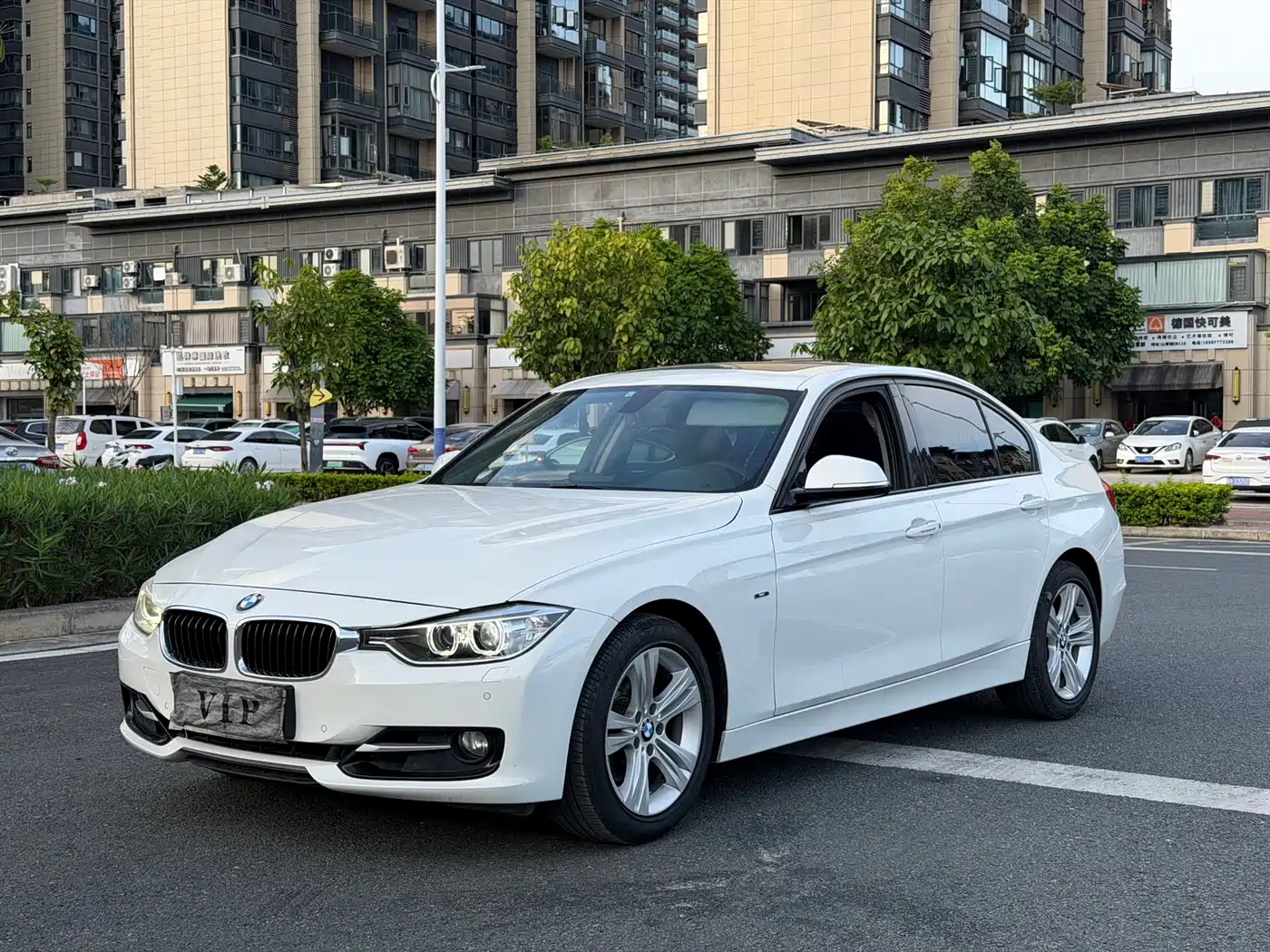 BMW 3 Series 2014 320i Sport Design Package