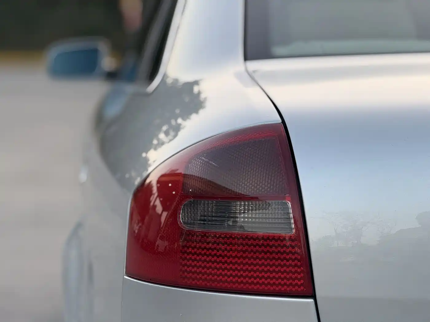 Audi A6 2004 Model 2.4L Luxury Comfort фото 4