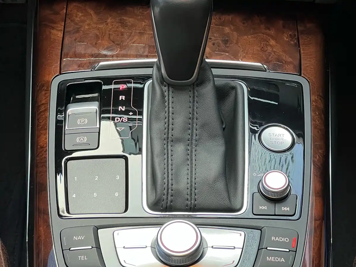 Audi A6L 2016 30 FSI Technology фото 17