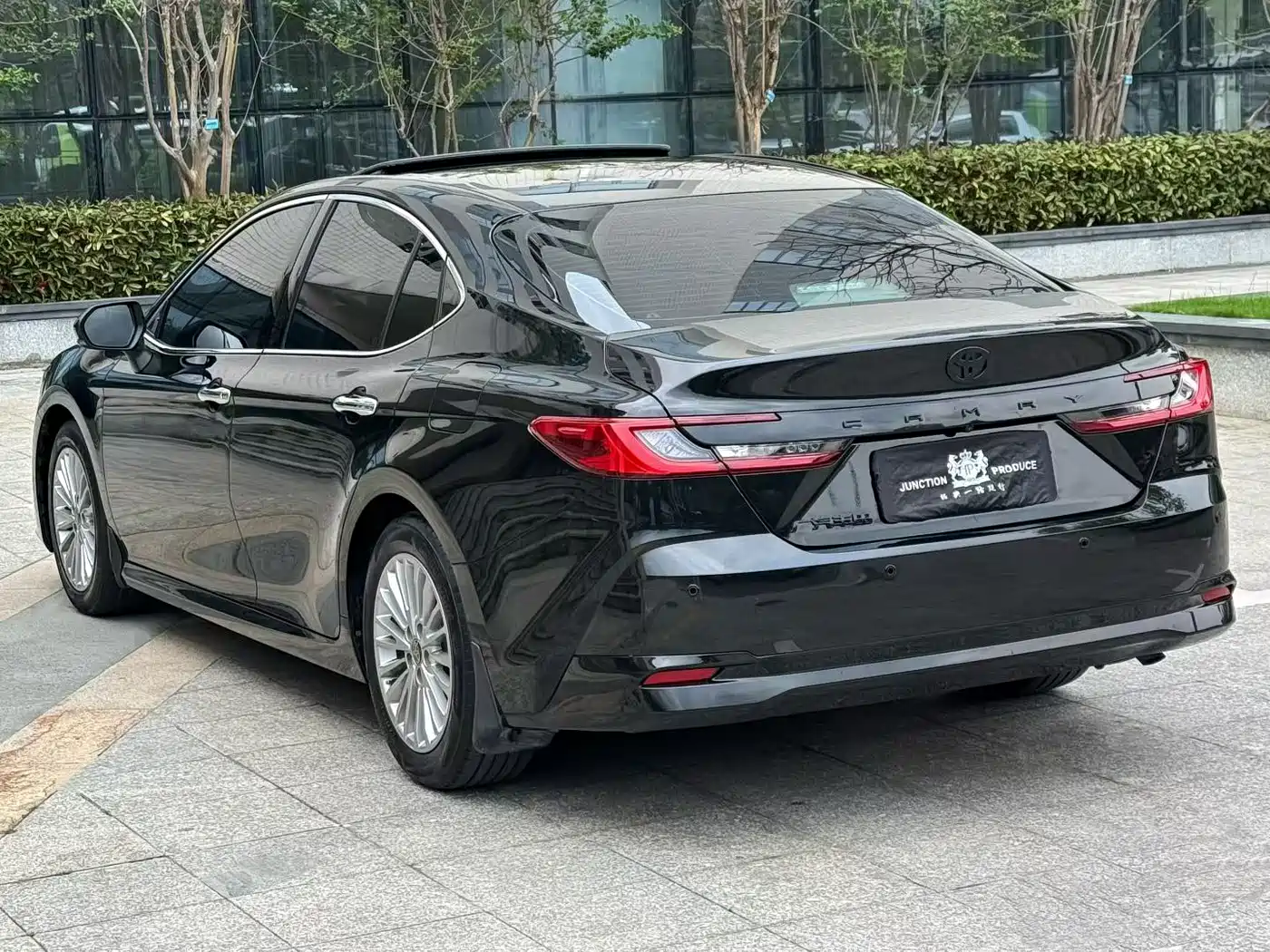 Toyota Camry 2024 2.0GVP Luxury Edition фото 4