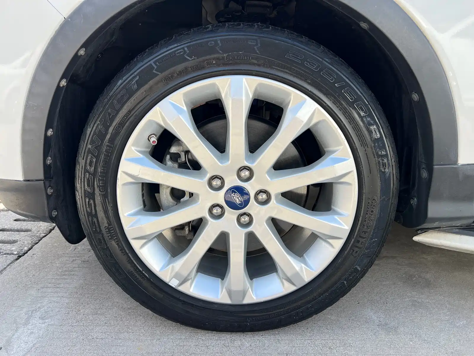 Фото 4 - Ford Kuga