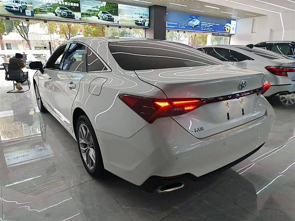 Toyota Avalon 2019 2.0L Luxury Edition (China VI) фото 23