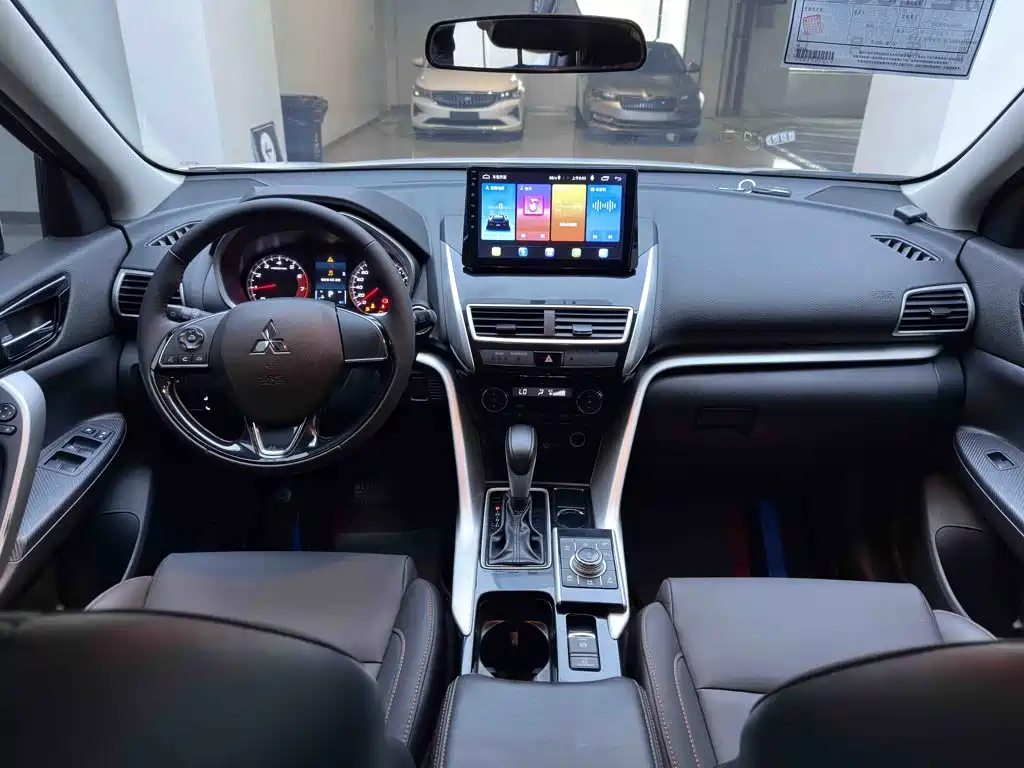 Photo 20 - Mitsubishi Eclipse Cross