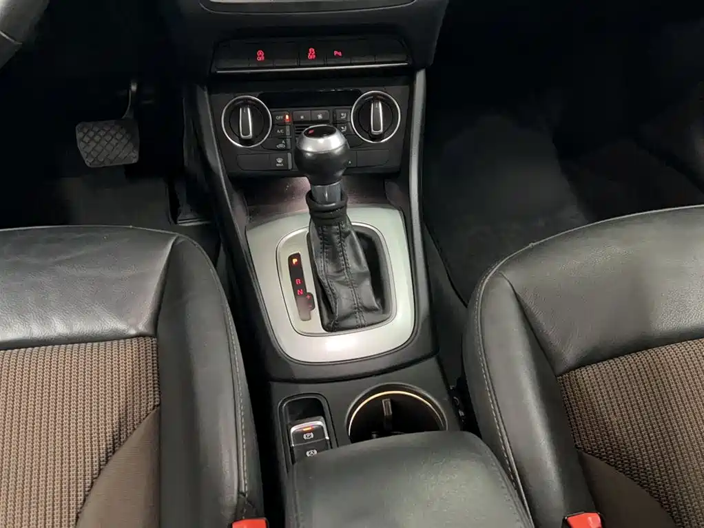 Audi Q3 2018 30th Anniversary Edition 30 TFSI Fashion фото 19