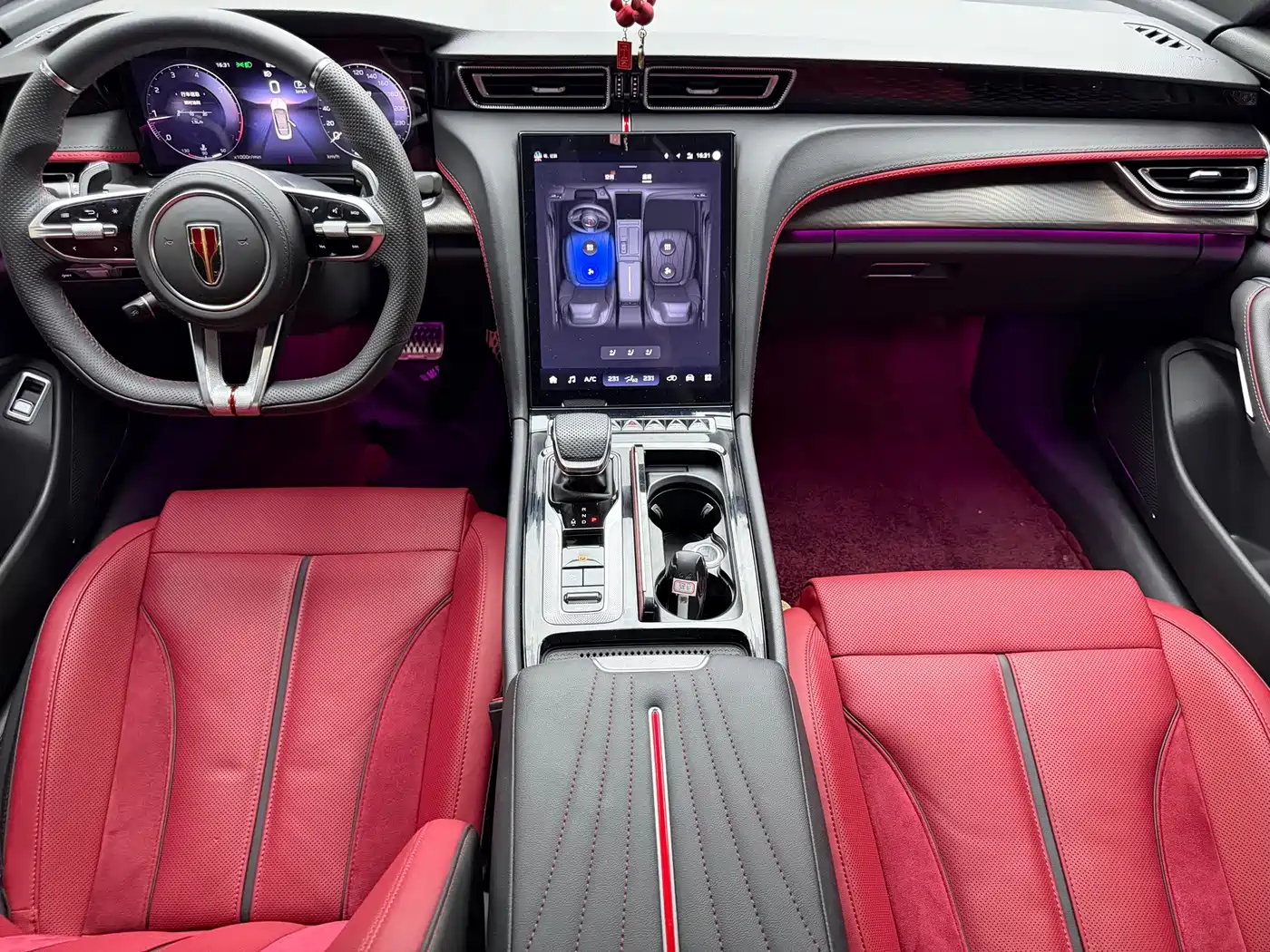 Hongqi H6 2025 2025 Model 2.0T Fashion Edition