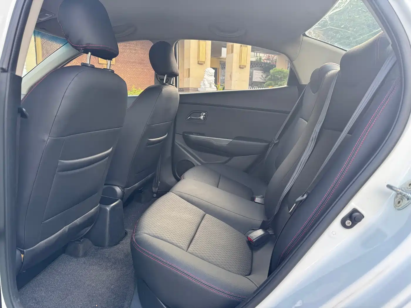 Kia K2 2013 2012 Sedan 1.4L AT GLS Commemorative Edition