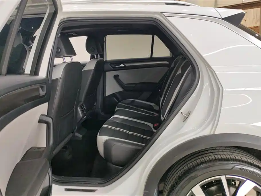 Volkswagen T-ROC 2023 300TSI DSG 2WD Dawn Edition фото 11