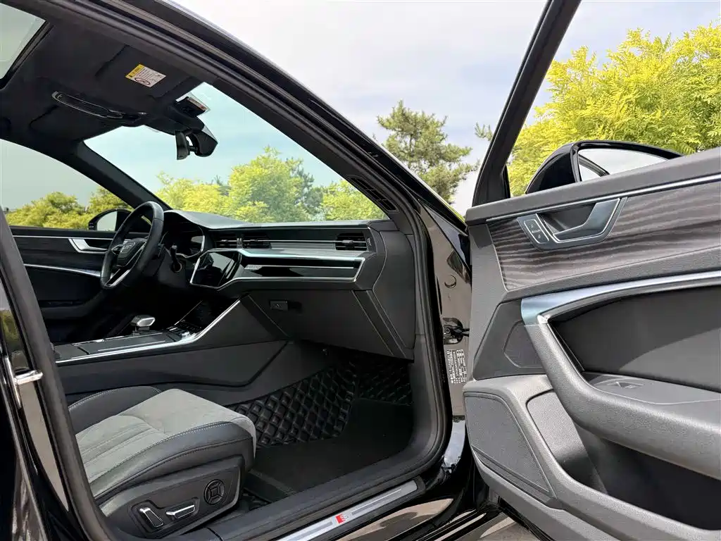 Audi A6L 2024 45 TFSI quattro Premium Dynamic фото 9