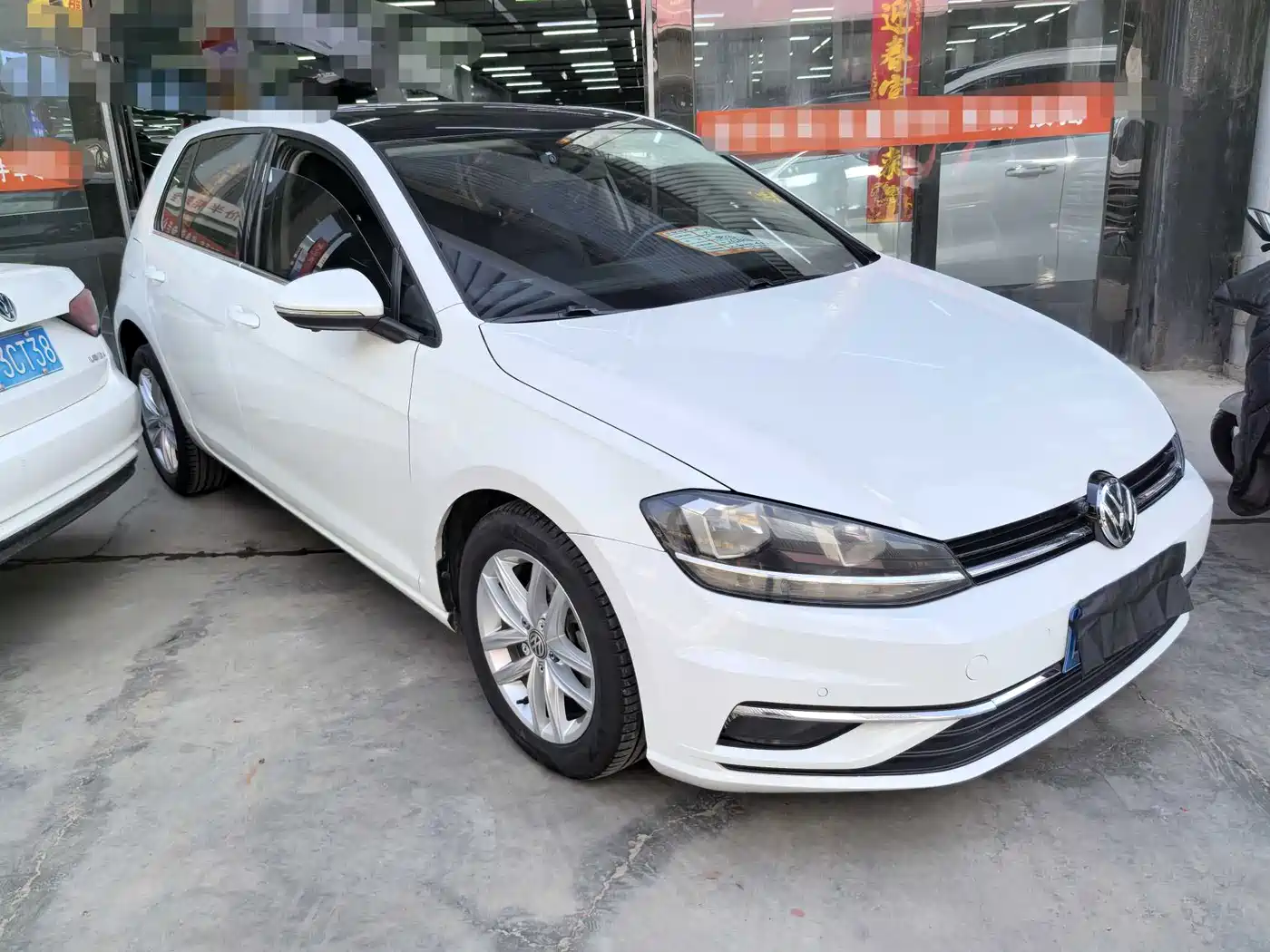 Volkswagen Golf 2018 1.6L Automatic Comfort фото 3