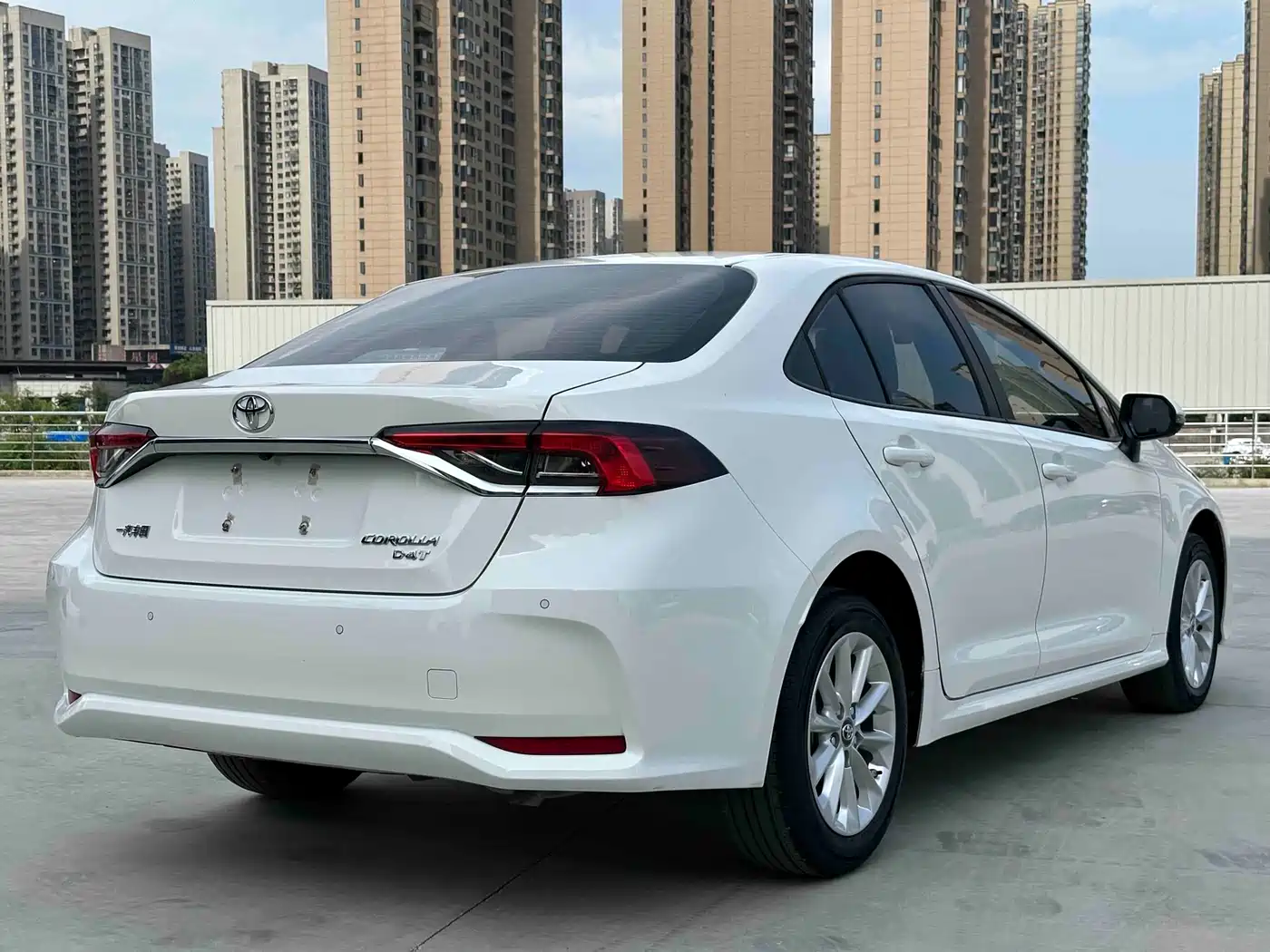 Toyota Corolla 2021 1.2T S-CVT Elite PLUS Edition фото 6