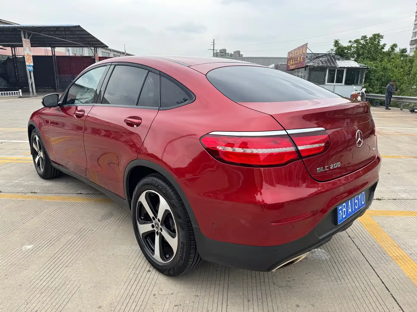Mercedes-Benz GLC Coupe 2017 GLC 200 4MATIC Coupe SUV фото 4