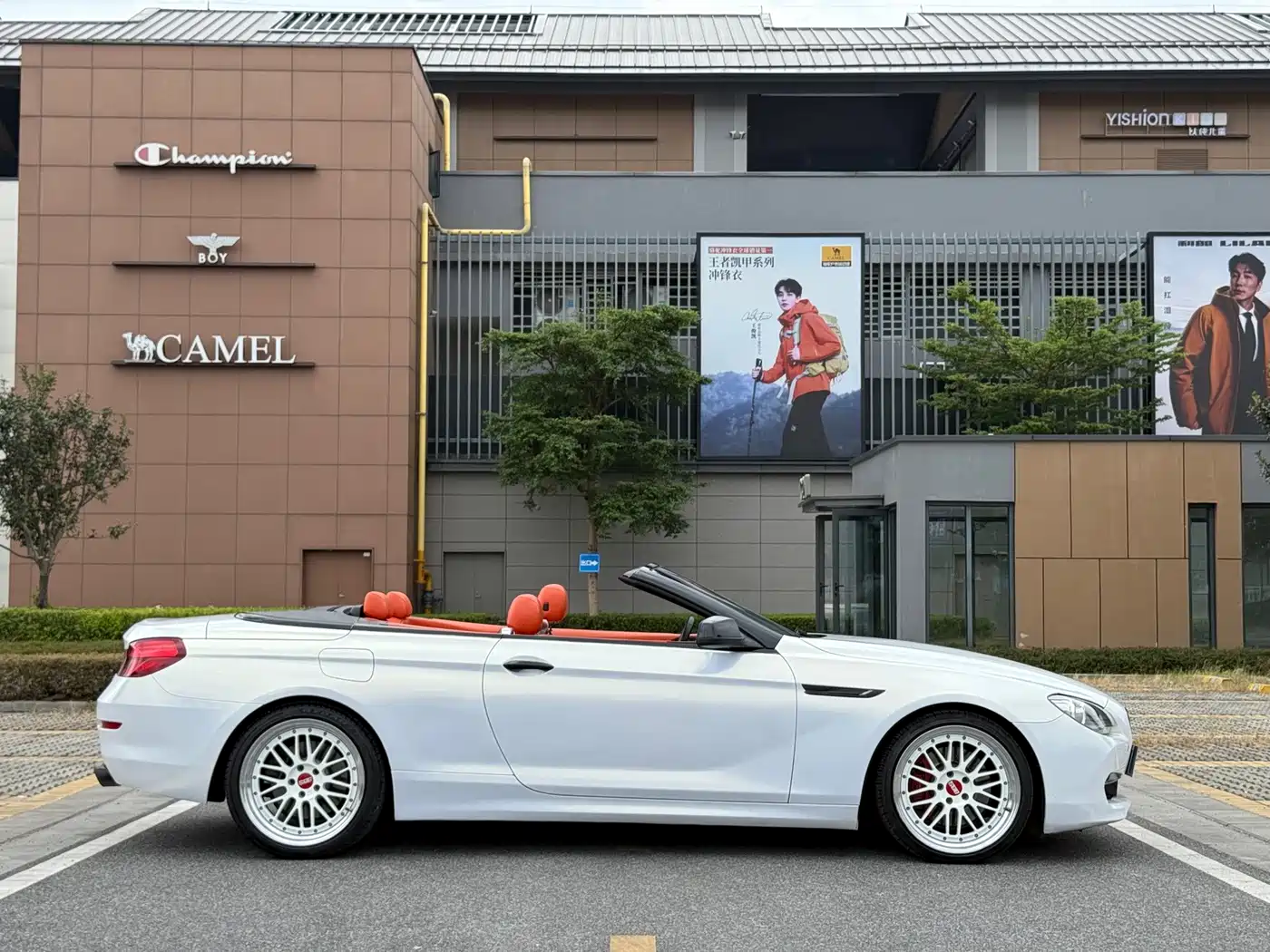 BMW 6 Series 2013 2011 640i Convertible Coupe